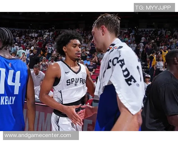 2005年马刺与湖人经典对决回顾及其对NBA历史的影响分析